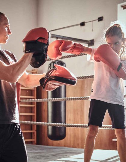 training-of-little-kick-boxer-girl